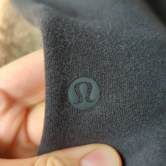 Lululemon 🍋 hoodie - Picture 6 of 10